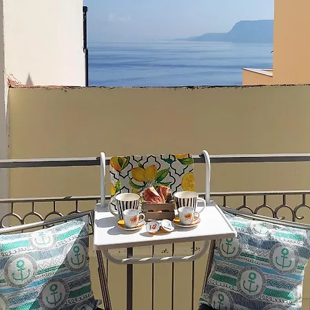 Belvedere Konukevi Scilla